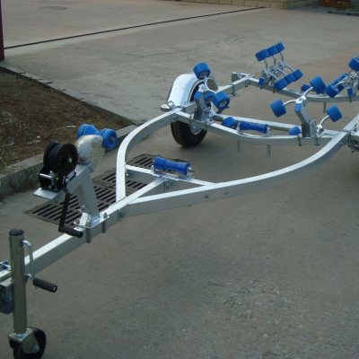 Trailer en acero galvanizado para equipos náuticos desde 12-18 pies (CN)